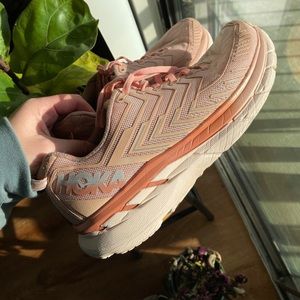 COPY - Outdoor Voices Hoka One One Pink size 10